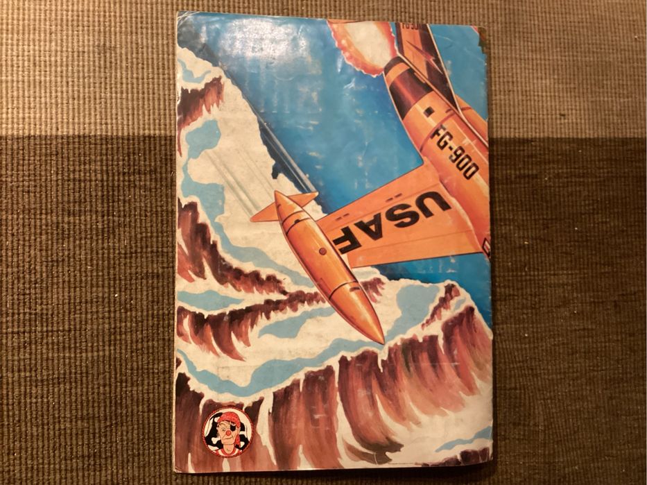 Caderneta de cromos AVIÕES A JACTO. Das pastilhas PIRATA. Completa.
