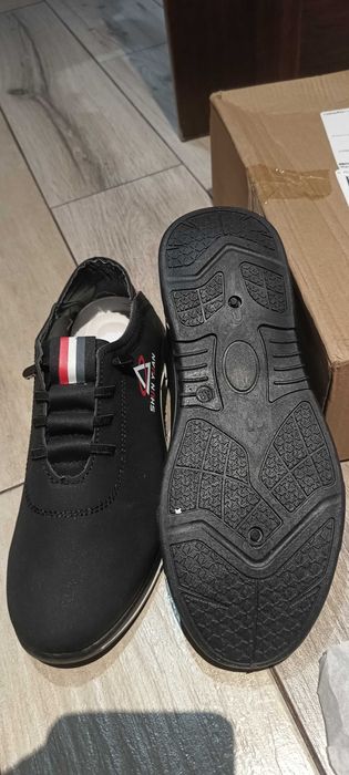 Nowe buty robocze róż.40