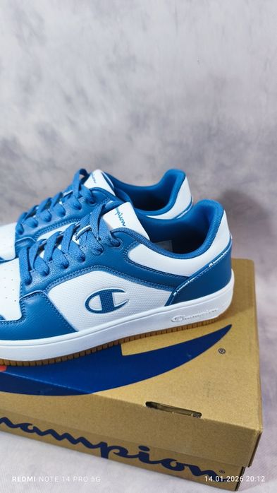 sneakersy Champion Rebound 2.0 Low w kolorze białym z niebieskimi deta