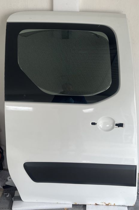 Citroen Berlingo drzwi tylne boczne prawe