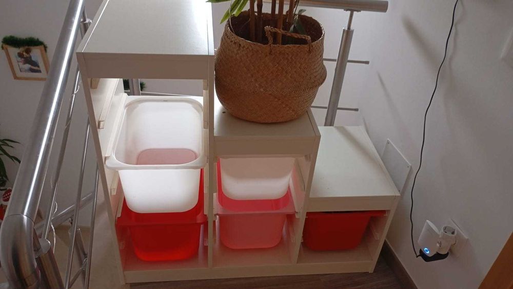 Móvel de arrumação para criança + gavetas