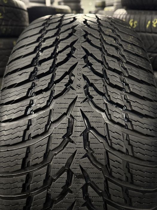 Шини Зимові 235х50хR17 NOKIAN WR Snowproof / Пробіг 50км / 2021р