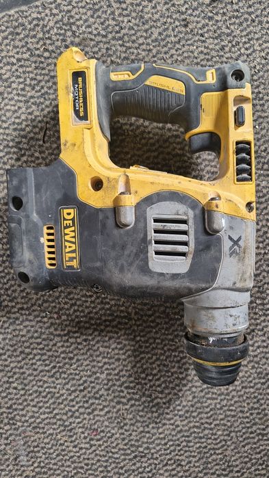 Wiertarka udarowa DeWalt DCH273