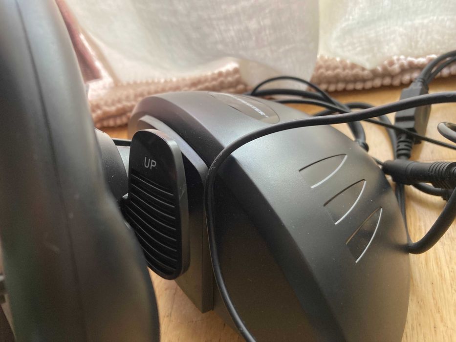 Ferrari Thrustmaster Wheel for PC, PS3, PS2, and Wii64738026078722123