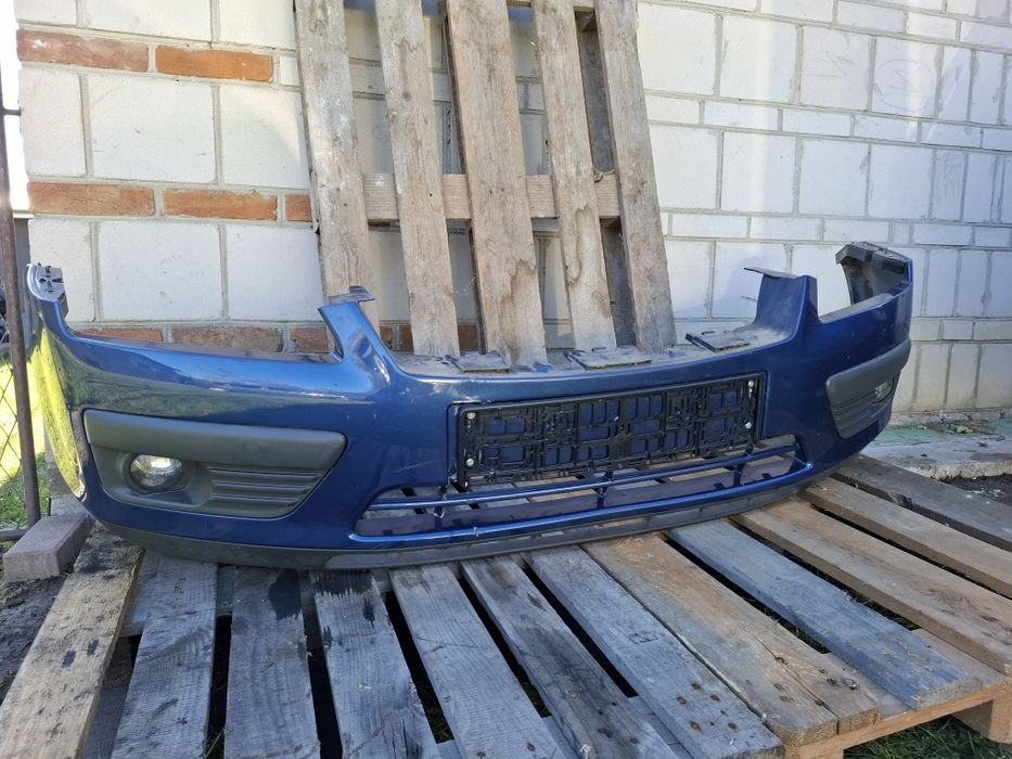 Ford Focus mk2 zderzak przód 36 DA3