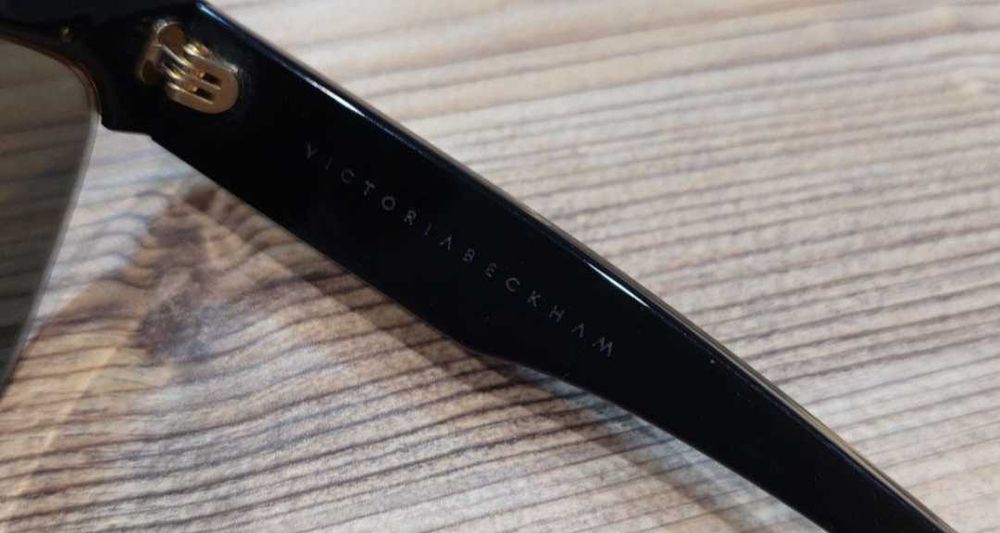 Damskie geometryczne  czarne okulary  VBS 93 C08 od Victoria Beckham!