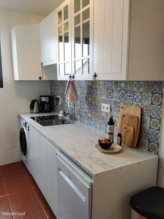 Elegant Turn-Key 2-Bed w/ Stunning Roof Terrace in Estremoz, Alentejo