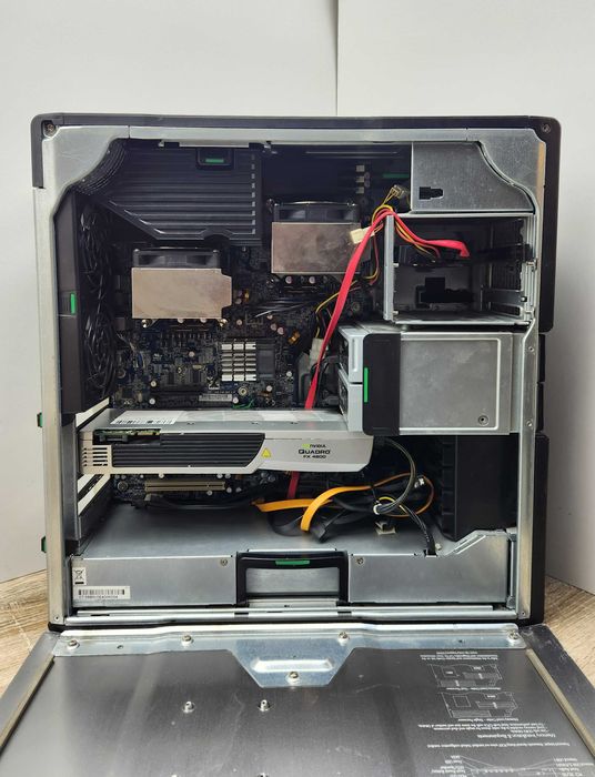 HP Z600 Workstation / 2x Xeon X5670 (12 ядер) / 48GB / SSD 256GB