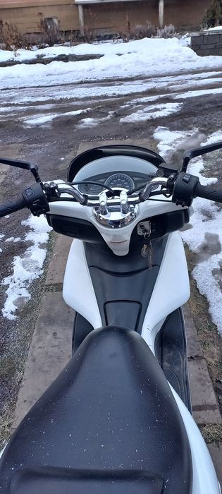 Продам Honda PCX 125