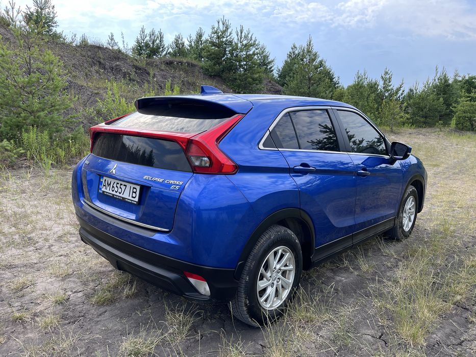 Автомобіль Mitsubishi Eclipse Cross
