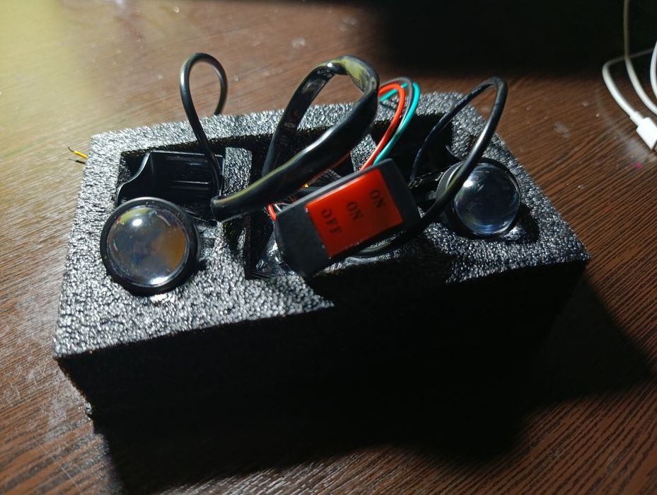 Продам доп світло на мотоцикл/мопед