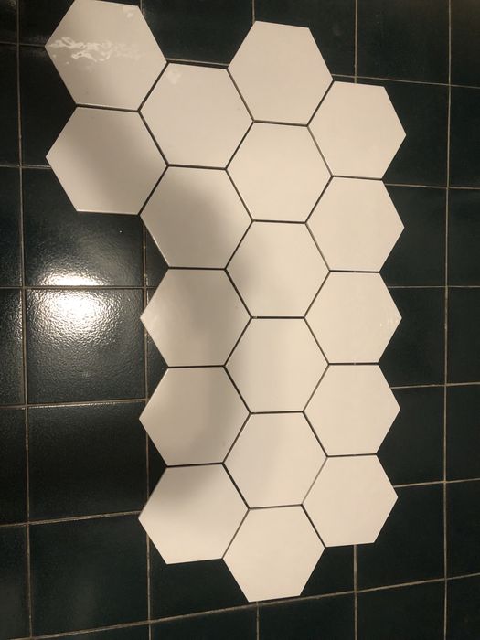 Płytki ścienne heksagon