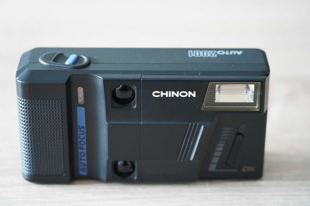 Chinon Auto 2001 aparat analogowy
