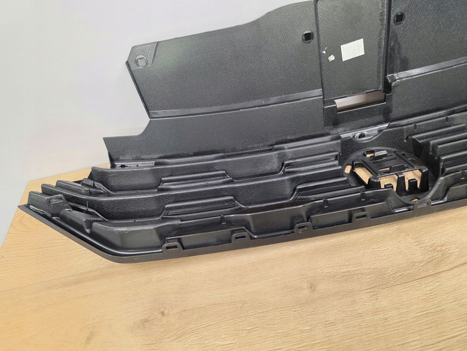 grill atrapa vw t-roc 2ga853651