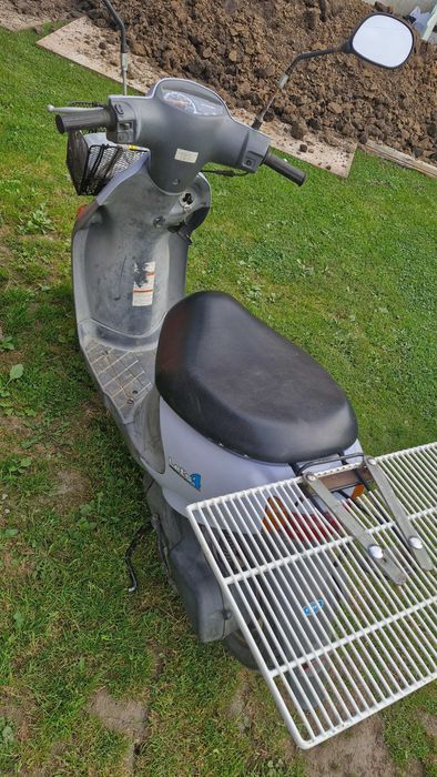 Скутер,мопед SUZUKI LETS 4