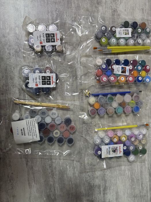 Фарби по номерах, нові запаковані