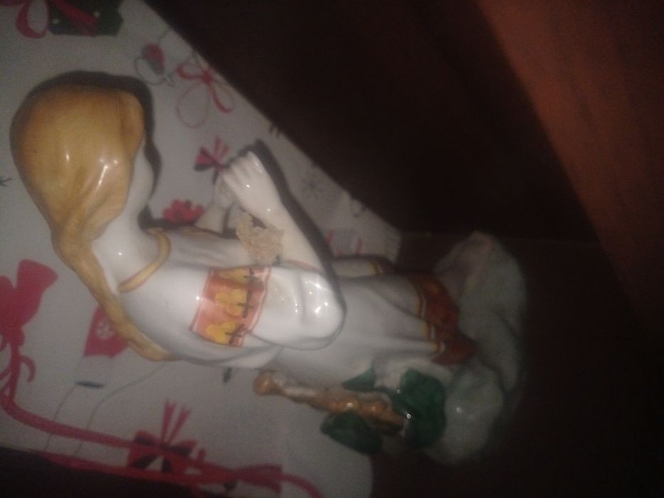 Статуэтка даром !