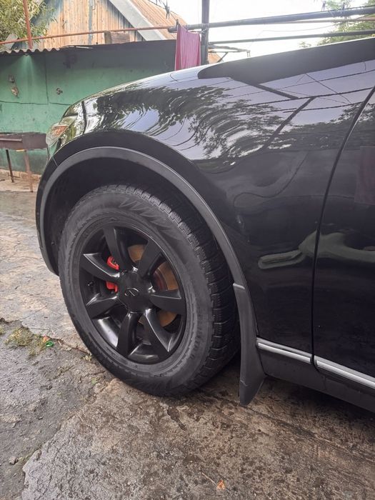 продаж infinity FX 35