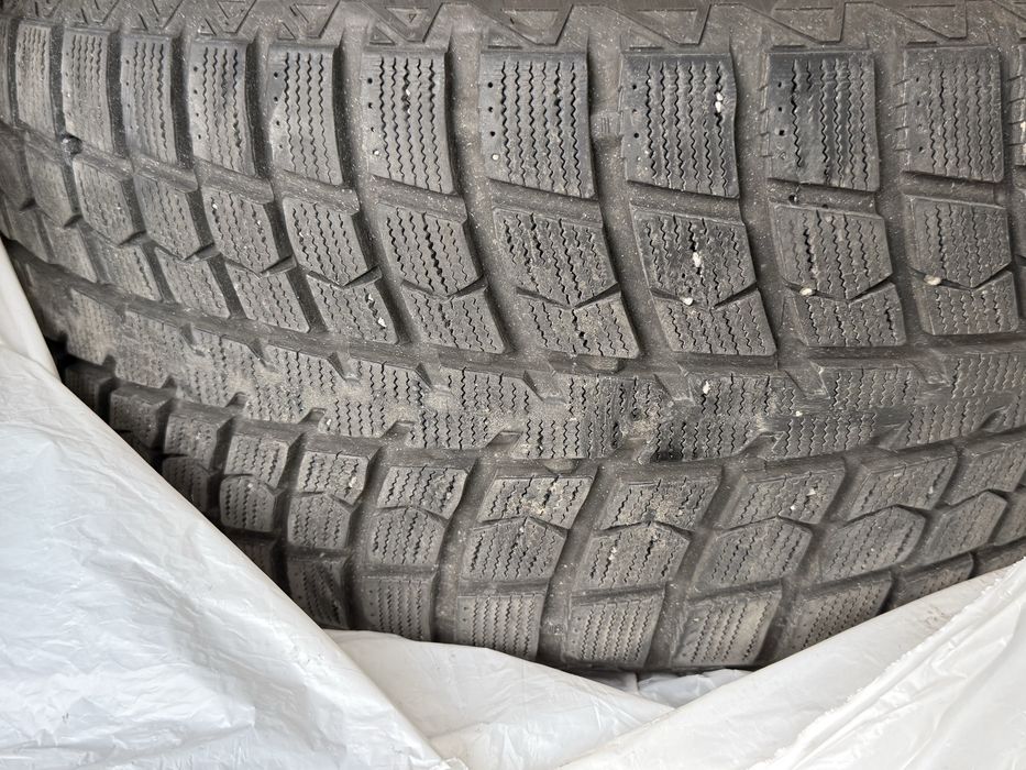 Pneus x2 (245/45R19) x2 (275/40R19)