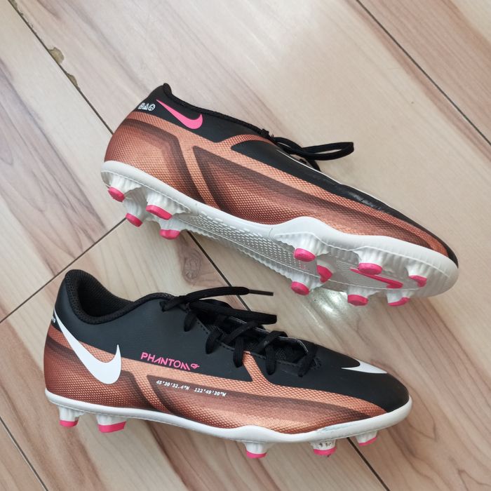 Korki Buty piłkarskie  rozmiar 35