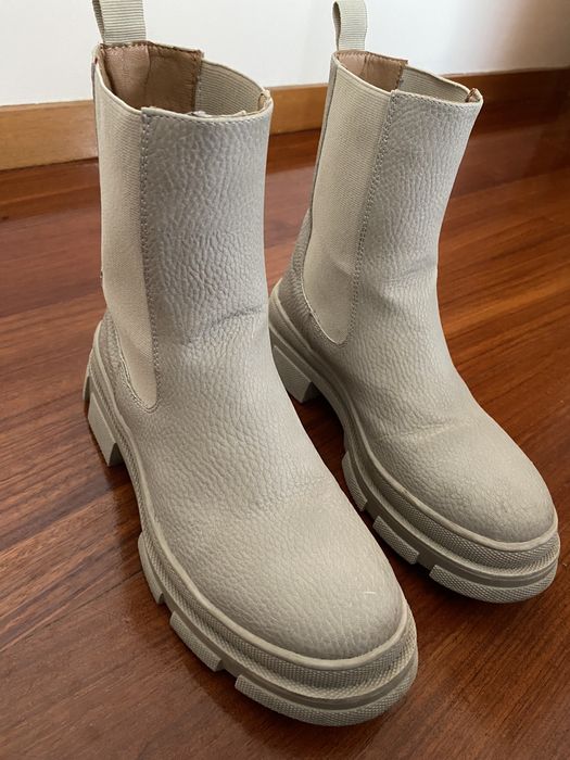 Vendo botas beje SEASIDE