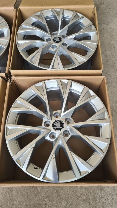 Felgi aluminiowe !Skoda Superb 4 IV Octavia ! Fabrycznie Nowe ! 18 cali ! MONTAŻ !