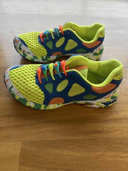 Sapatilhas coloridas