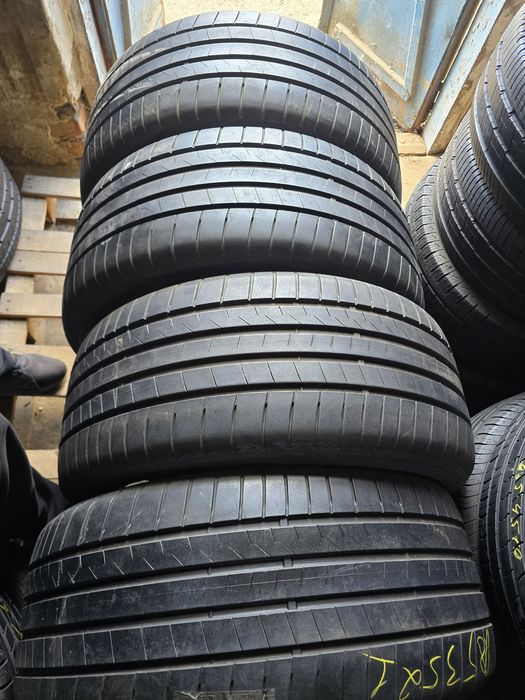 235/60R18 Goodyear Efficientgrip 2 SUV