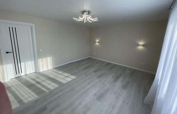 Центр, 1к в новобудові, ремонт Крутецький, ціна Супер Пупер