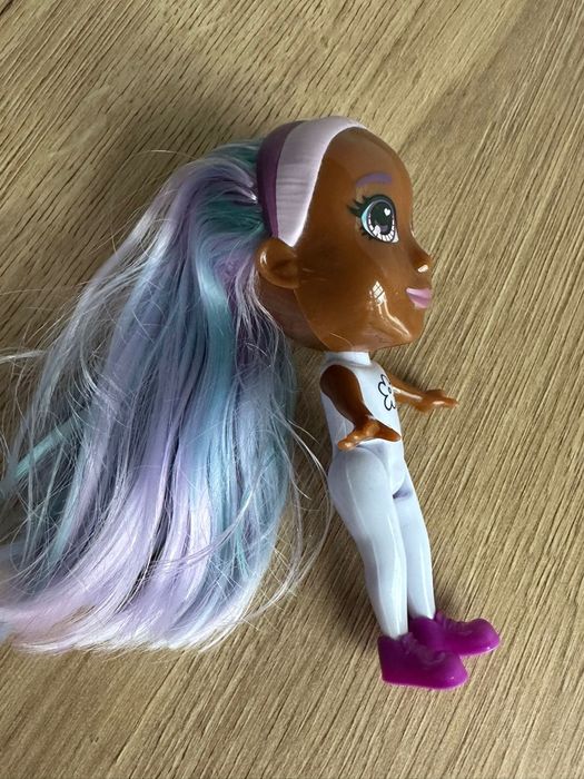 Goliath lalka Violet