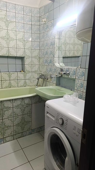 Здам будинок пряд метро Армійська