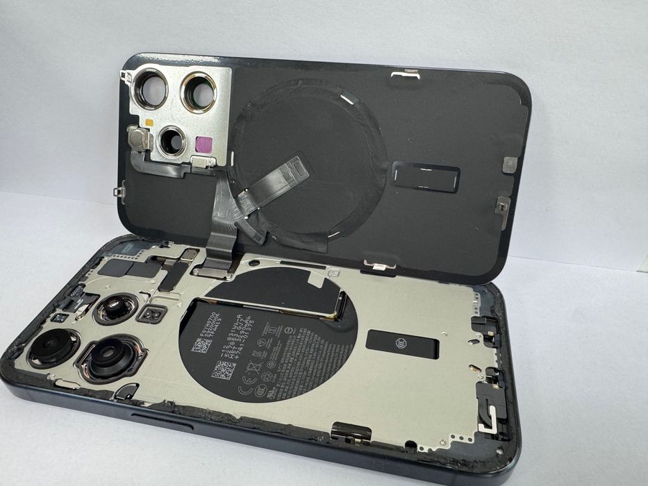 TANIO Naprawa Serwis iPhone wymiana szybki baterii 11 12 13 pro 14 15