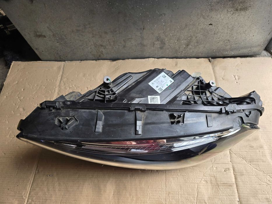 lampa przód Mercedes GLA A247 Full led Multibeam