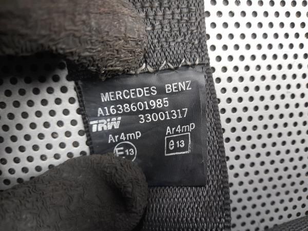 Cinto trás esquerdo MERCEDES-BENZ Classe M (W163)