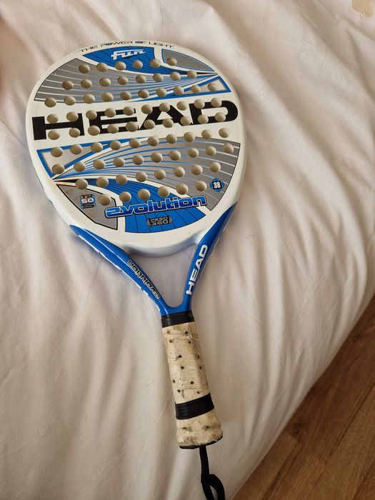 raquete marca HEAD padel