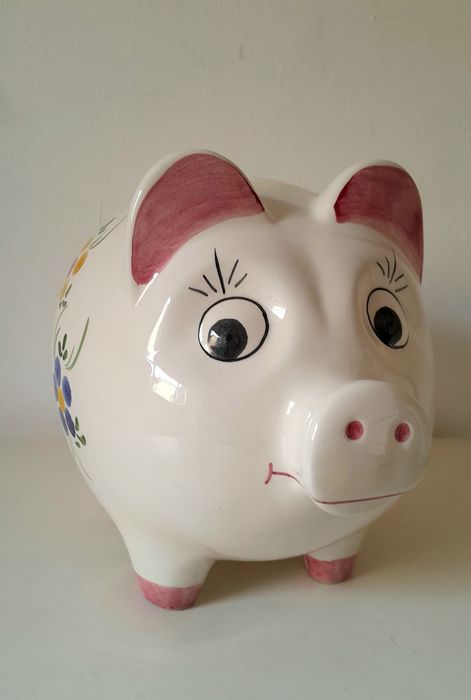 Mealheiro pintado á mão.