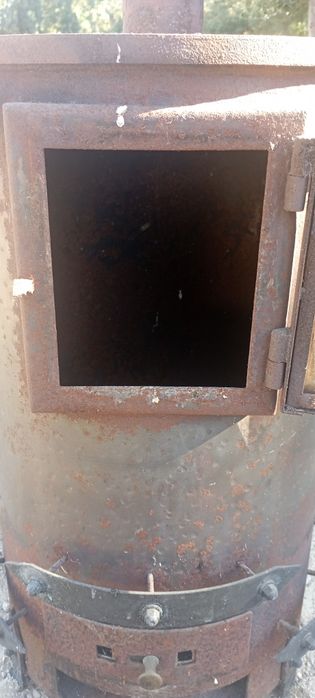 Salamandra em ferro