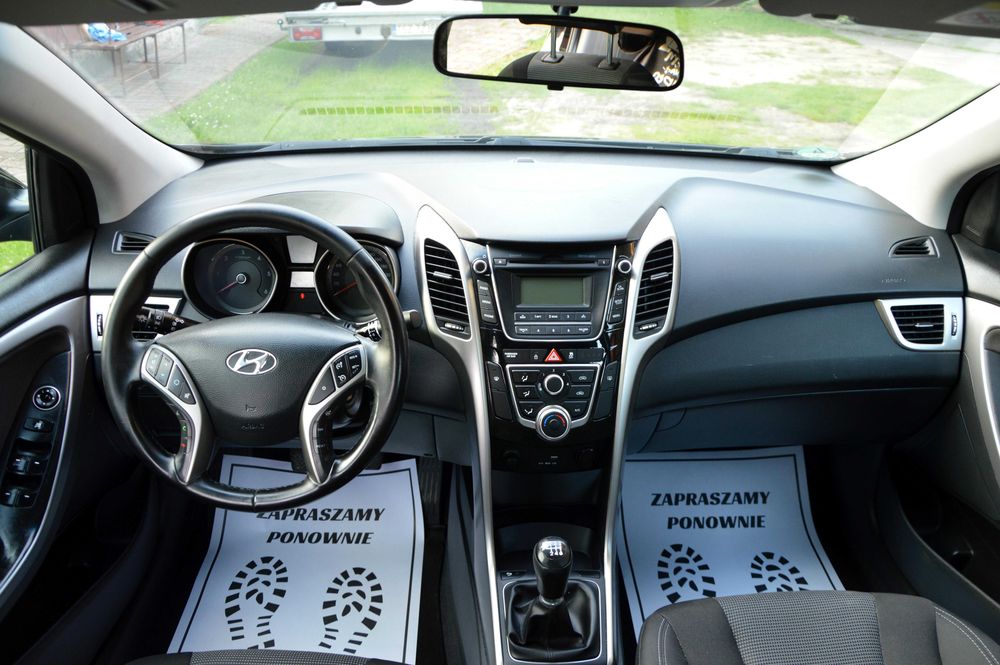 Piękne i30 Z Niemiec Klima ALU PDC Led Super Stan