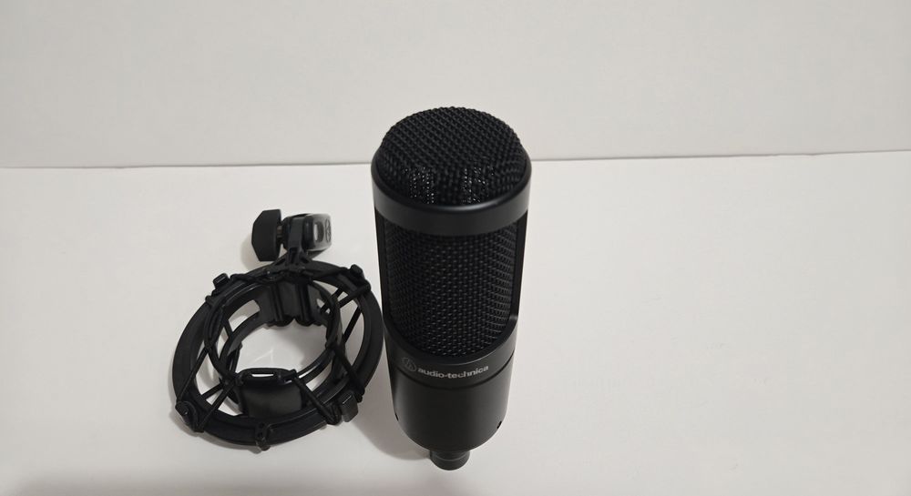 Студійний конденсаторний мікрофон Audio-Technica AT2035