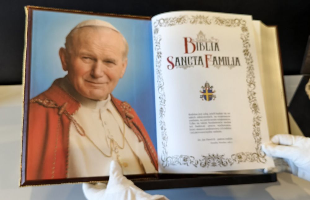 Biblia Sancta Familia