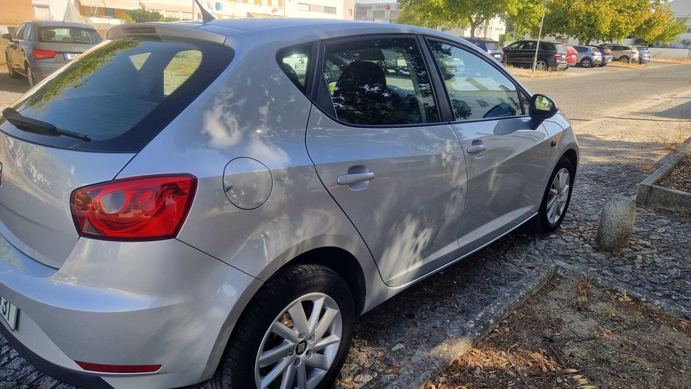 Seat Ibiza 1.4tdi 90cvs 5 portas 5 lugares 12/2016 Nacional