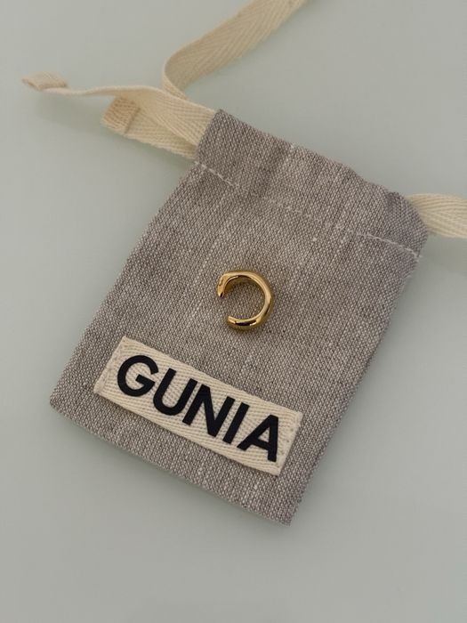 Каффа Gunia , сережка