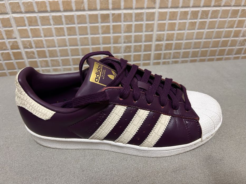 Dapatilhas Adidas mesmo como novas