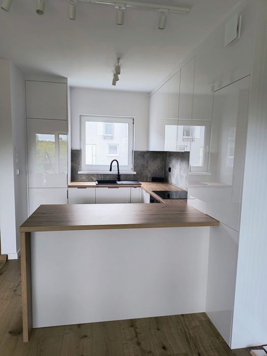 Meble na wymiar- szafy , kuchnie , lazienki itp.