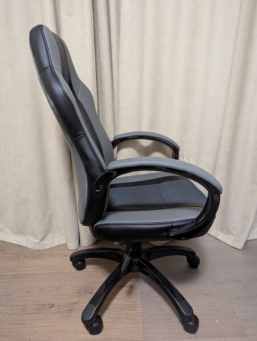 Крісло геймерське/офісне Зручне Стан нового