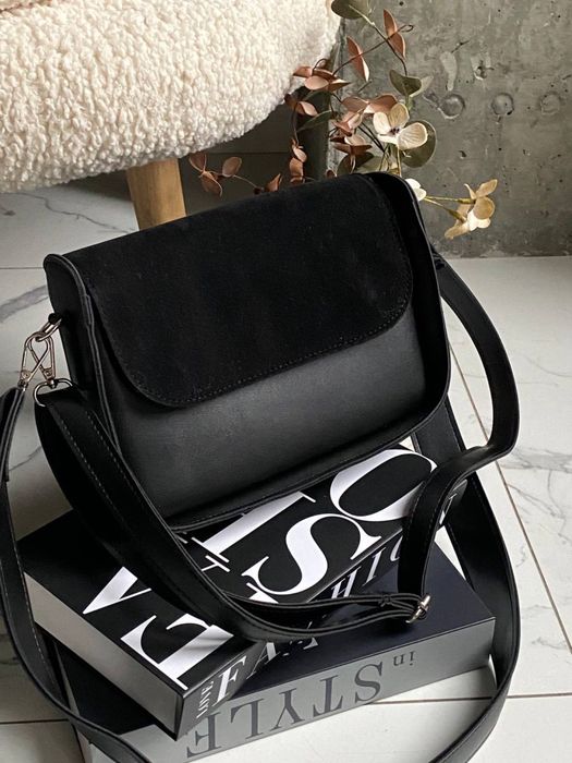 Сумка жіноча чорна