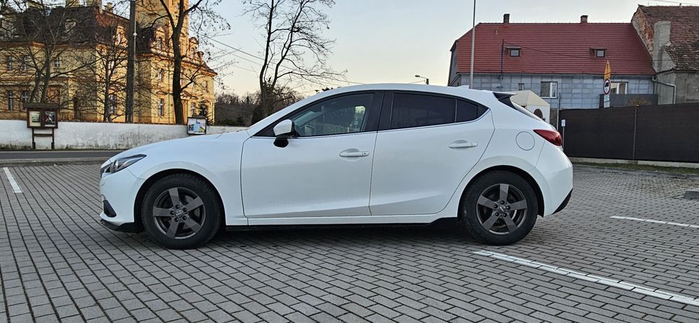 Mazda 3 skyactive 1.5 diesel wersja Takumi super stan