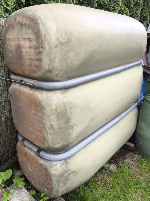 Zbiornik 1600 litrów Czytaj Opis