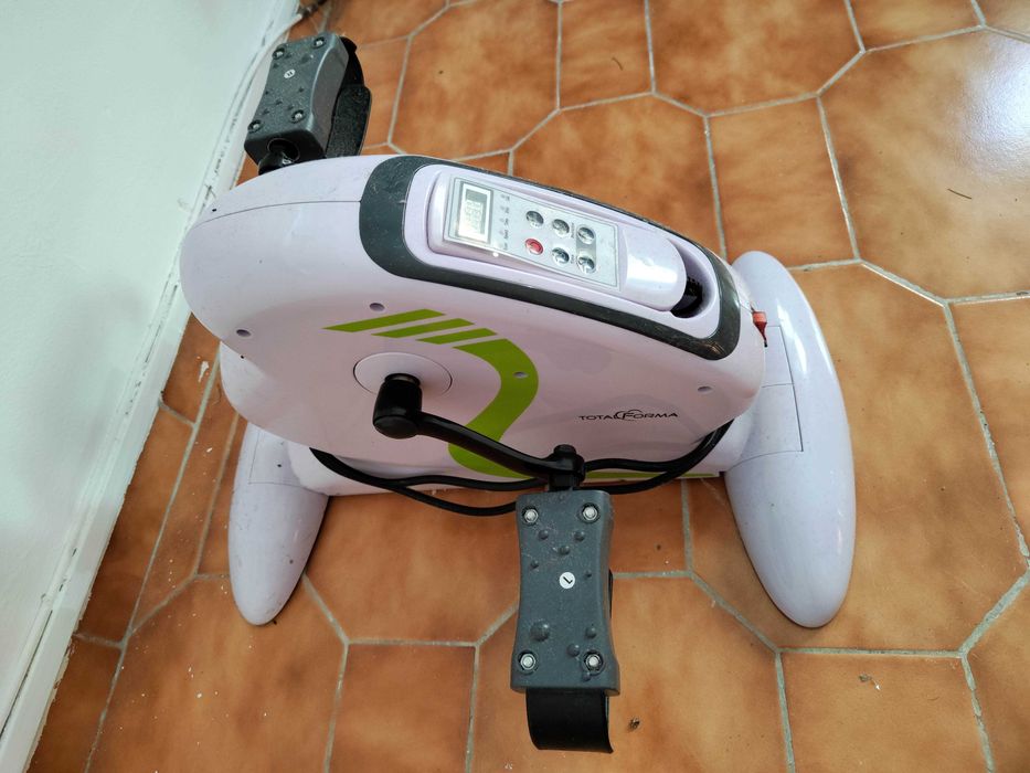 Pedaleira eléctrica nova