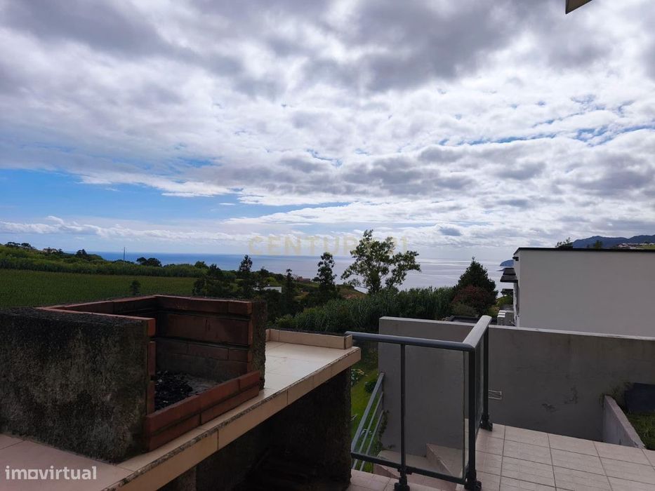 Casa Luxuosa com Vista Mar em Povoação, São Miguel